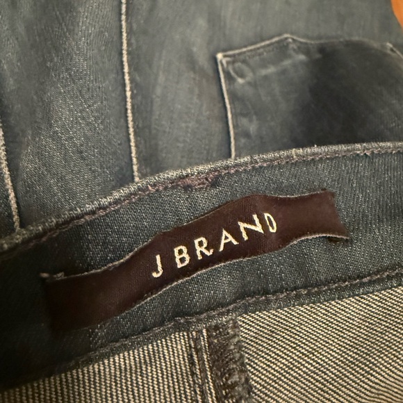 J Brand, high rise, cropped skinny jeans, raw hem, size 24 - Picture 8 of 8